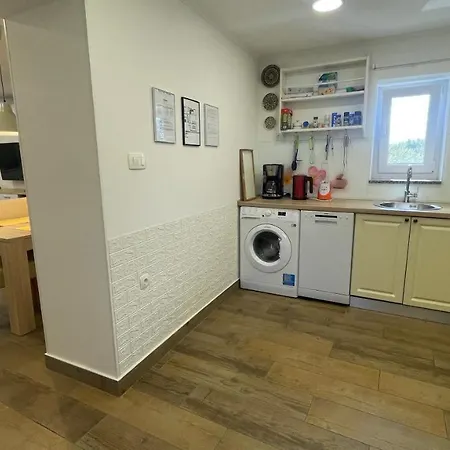 Istrian Stone Lenny Near * 포레치