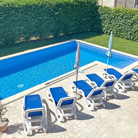 Istrian Stone Lenny Near 빌라